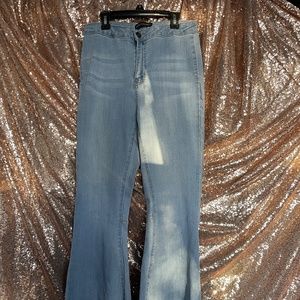 Boot cut jeans